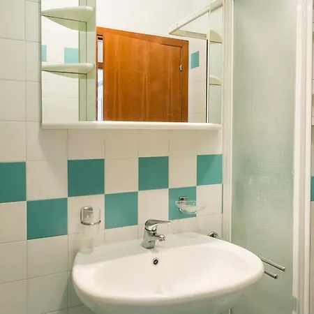 Apartmán C008 - Camerano, Delizioso Trilocale Completamente Accessoriato