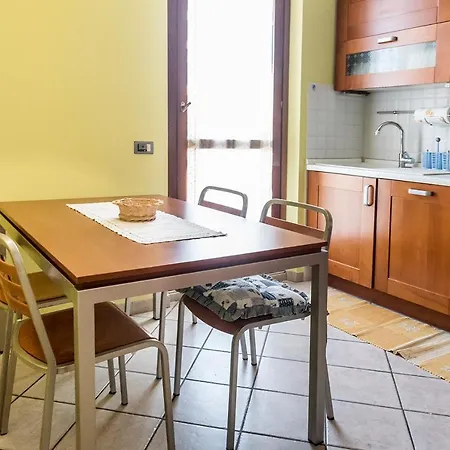 Apartmán C008 - Camerano, Delizioso Trilocale Completamente Accessoriato